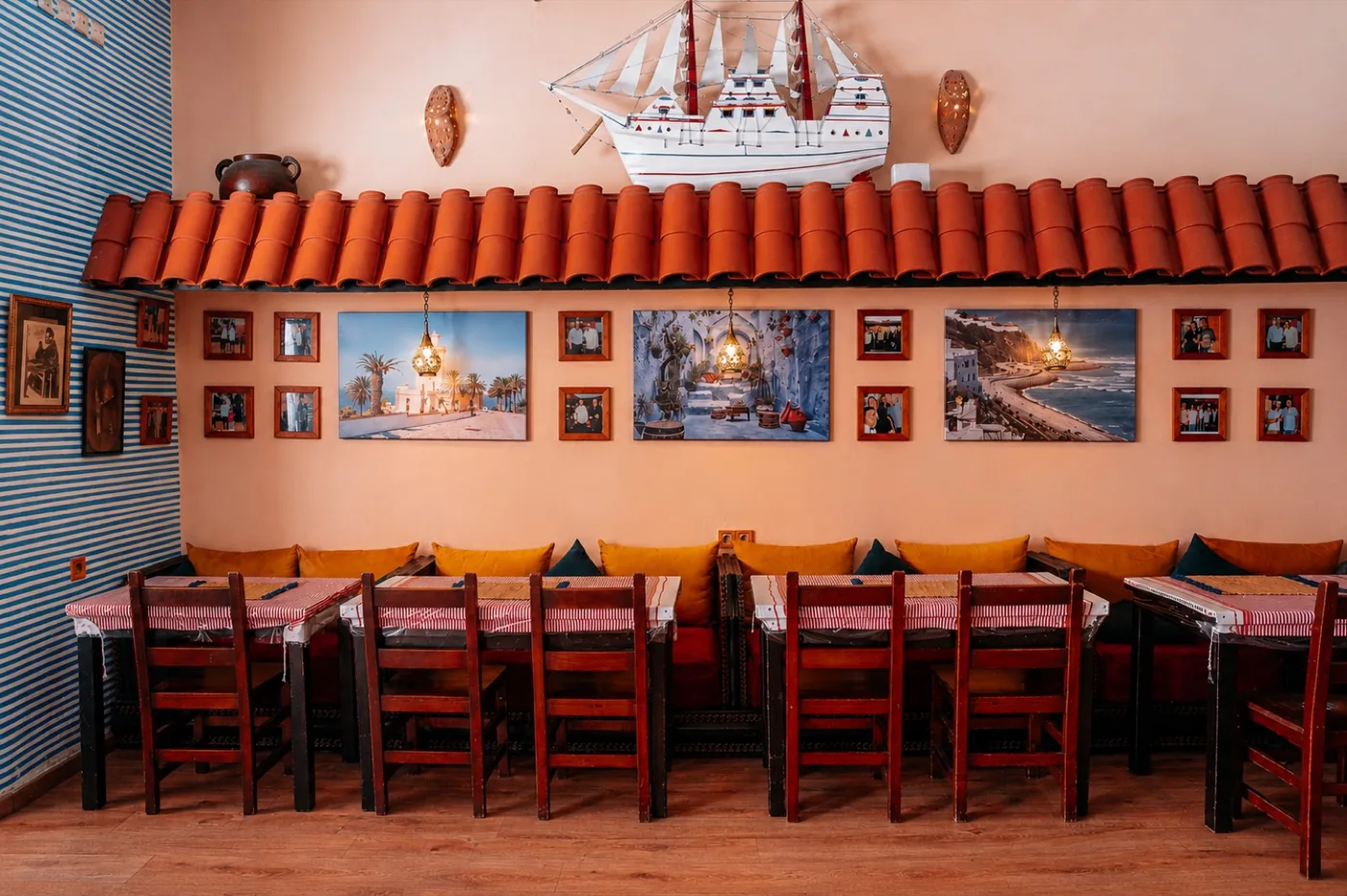 Salle du restaurant Al Achab à Tanger